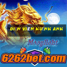 diễn viên huỳnh anh