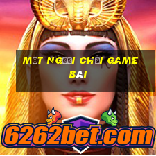 Một người chơi game bài