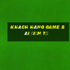 Khách hàng game bài điện tử